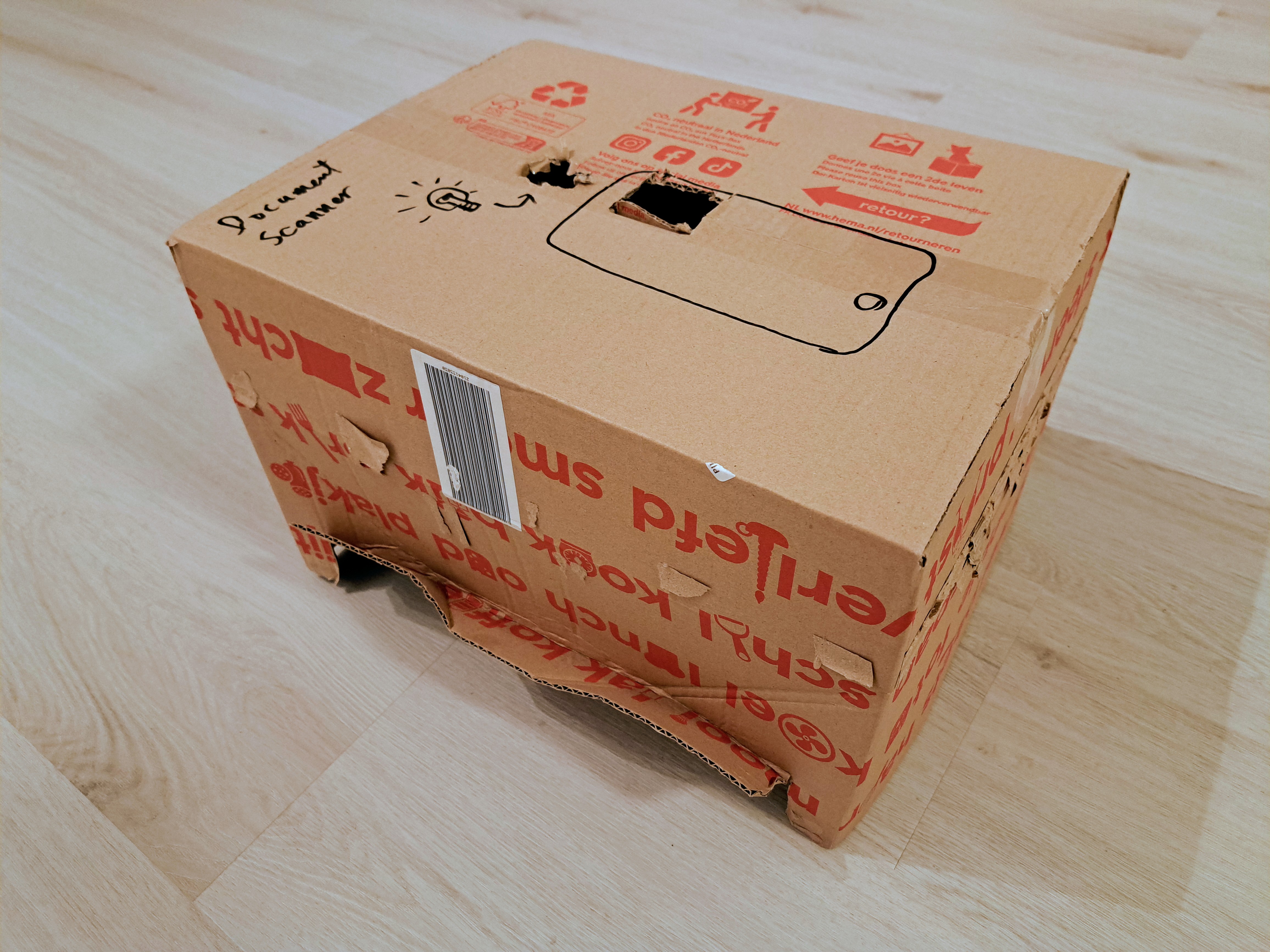 The cardboard scanner box without phone and lighting